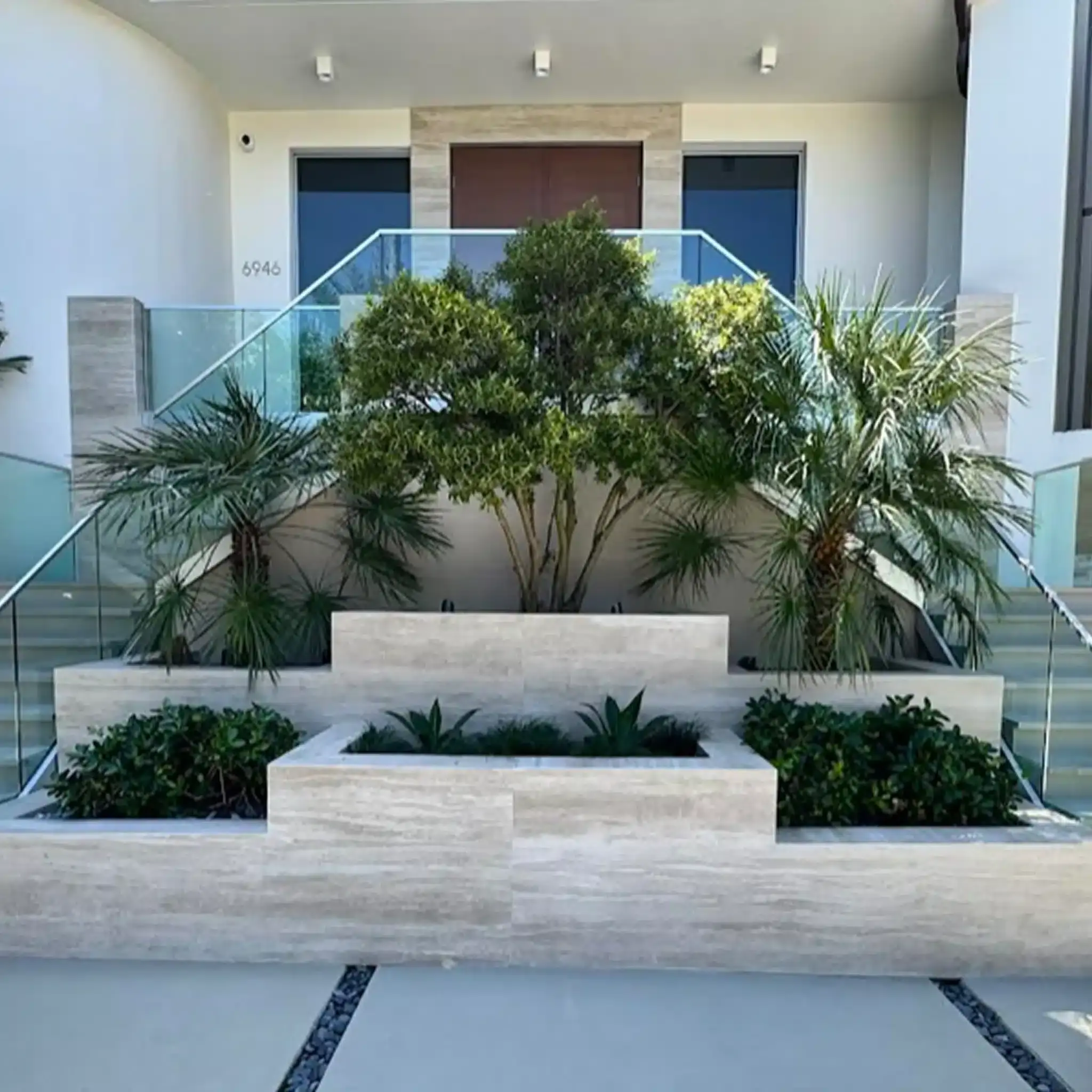 Custom glass installation by Glass Designer LLC in Southwest Florida