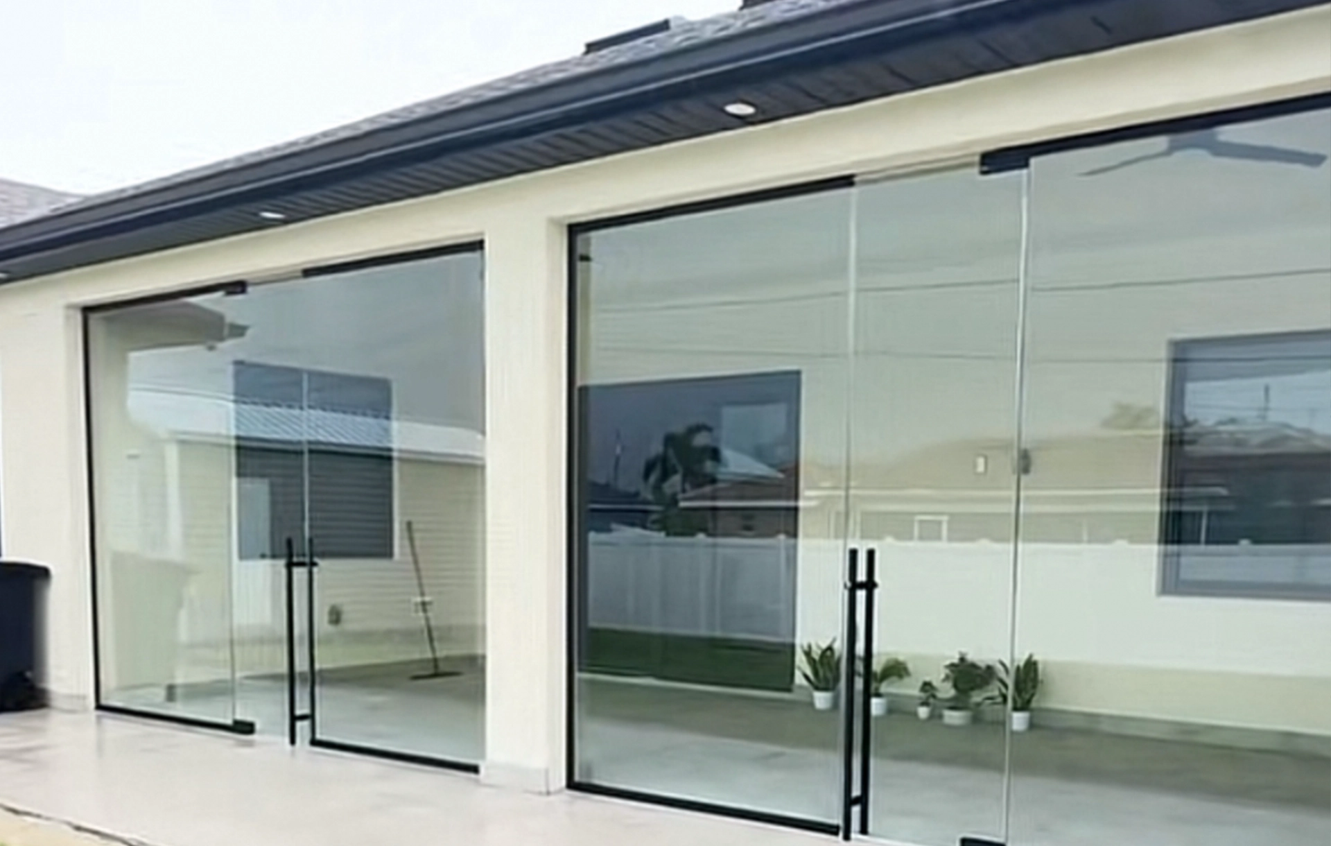 Custom glass installation by Glass Designer LLC in Southwest Florida